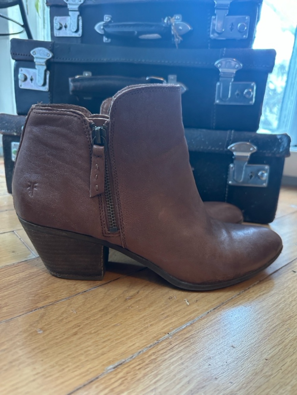 Frye Judith double zip Brown Leather Ankle Booties